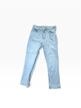 Women's Amazon Essentials Straight Leg Jeans Size 8 Light Blue